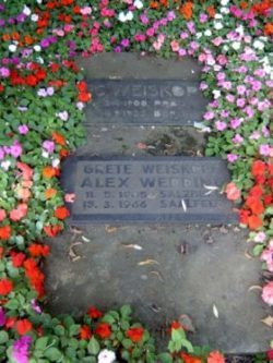 Grab von F. C. Weiskopf und Grete Weiskopf bzw. Alex Wedding